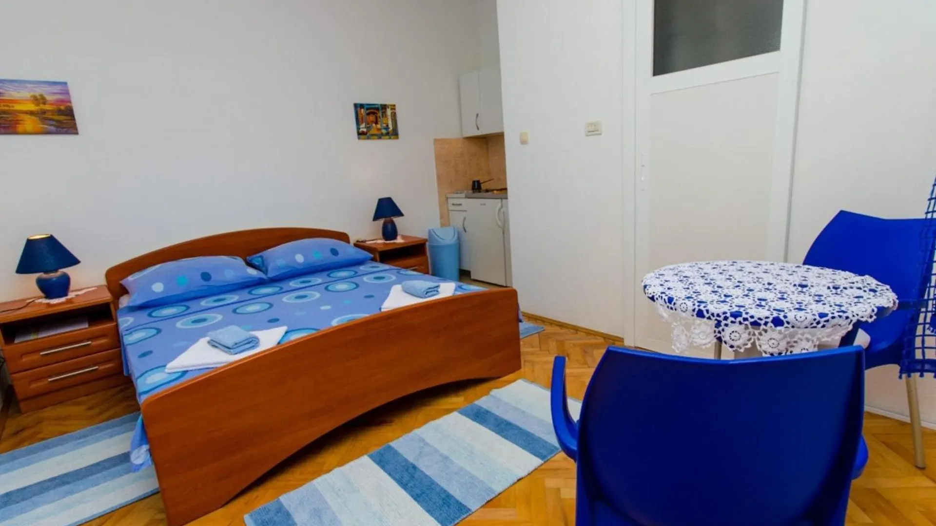 Apartments Ivana Tr -Studio With Terrace A2 Trogir 0*,  Croatia