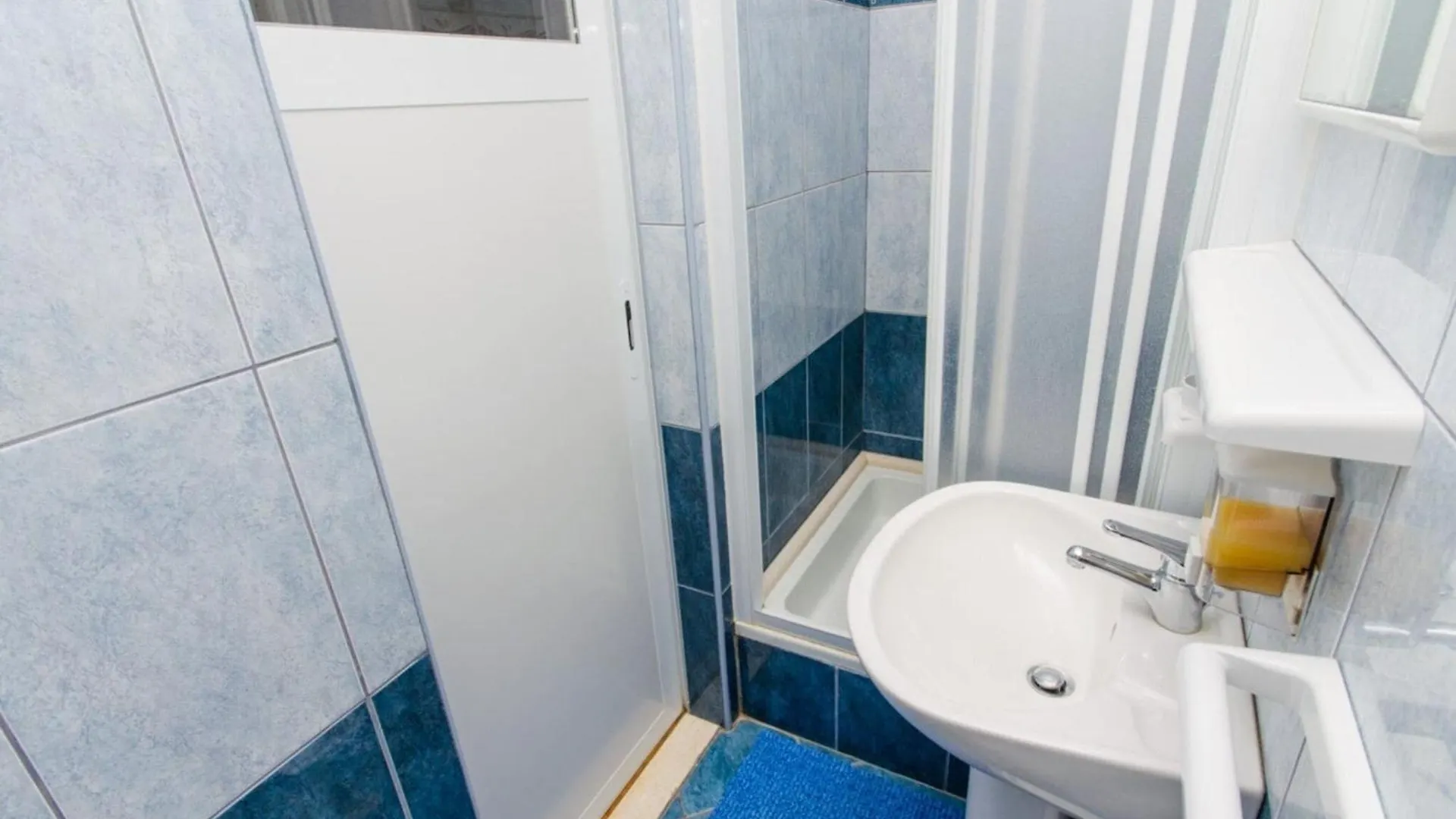 Apartments Ivana Tr -Studio With Terrace A2 Trogir 0*,